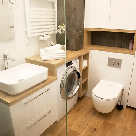 Lägenhet Luxus Rodzinny Z Sauna I Silownia *